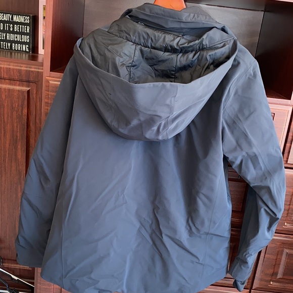 Bogner Raven-t Performance Ski Jacket In Black - Picture 4 of 7